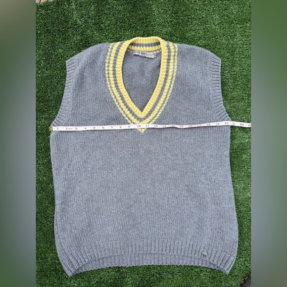 Wool House Gray and Yellow Men's Sweater Vest, Cashmere and Merino Wool size L - Picture 3 of 8